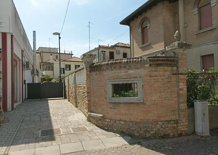 Charming Loft Apartment 15M To Venice